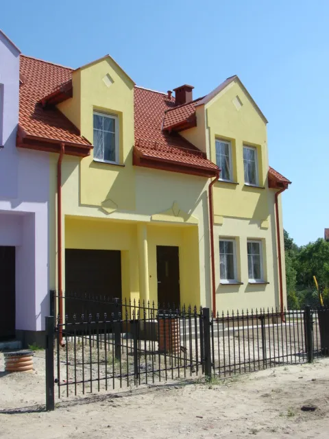 Rawicz, Żwirowa 7-7e